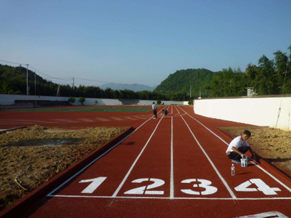 塑膠跑道材料